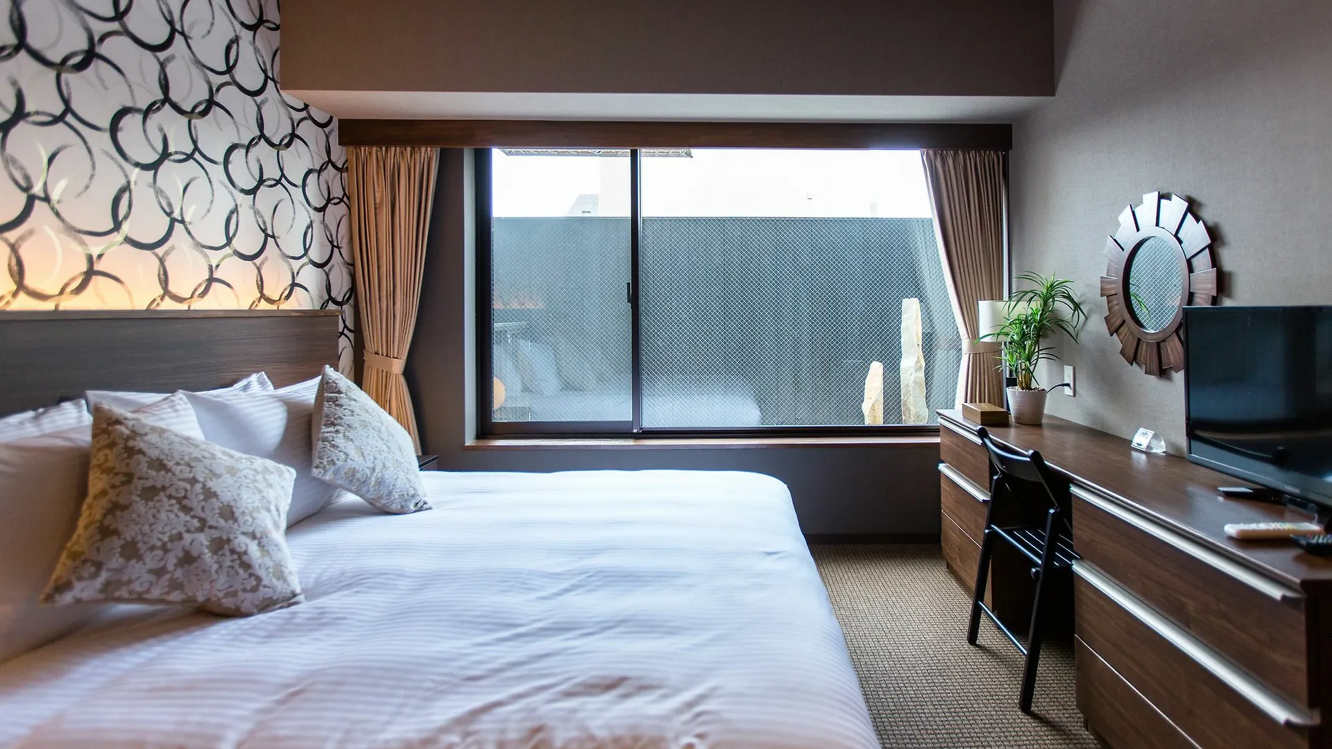 R&Run Kyoto Serviced Apartment & Suites Aparthotel